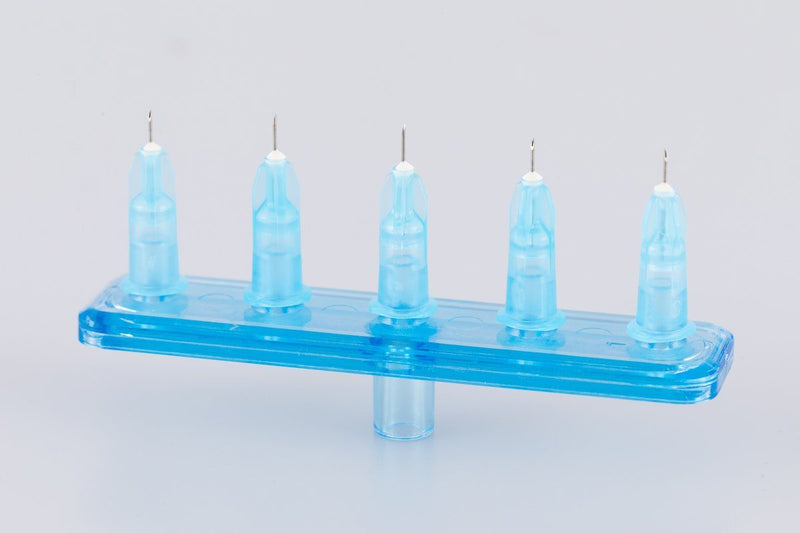 Produktbild eines linearen Mesoram Multi-Injektors mit 5 Nadeln 27G in 0,40 x 4mm von Rimos