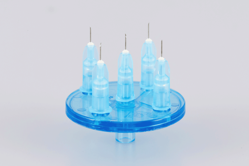 Produktbild eines circularen Mesoram Multi-Injektors mit 5 Nadeln 27G in 0,40 x 4mm von Rimos